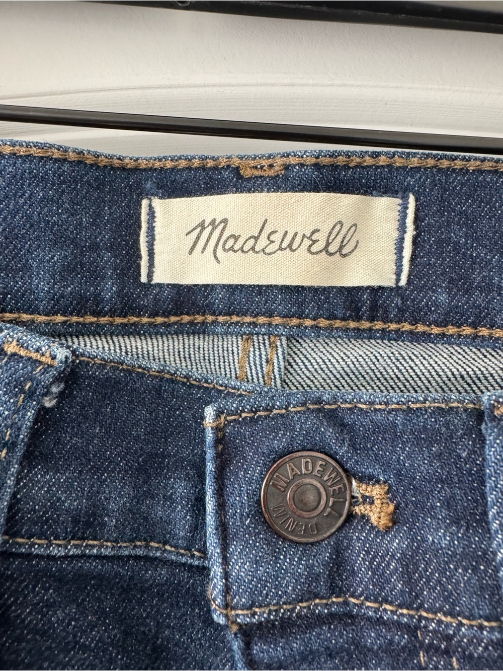 Madewell Skinny Jeans size 26P - Picture 2 of 6